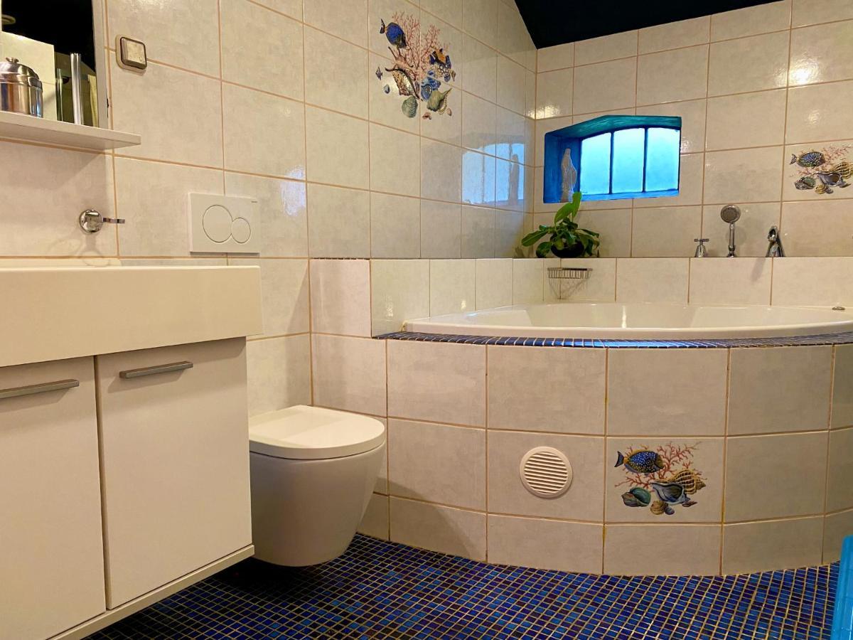 B&B Op Landgoed Koepeltjesplaats Gaast Luaran gambar